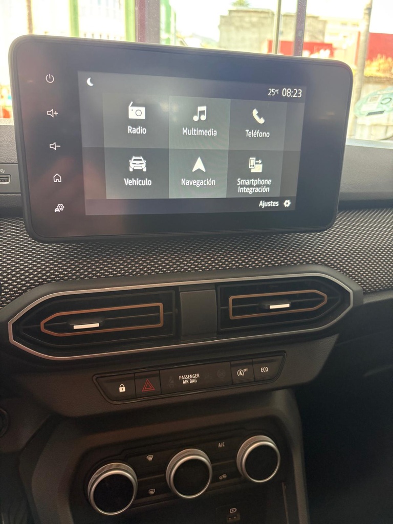 DACIA SANDERO